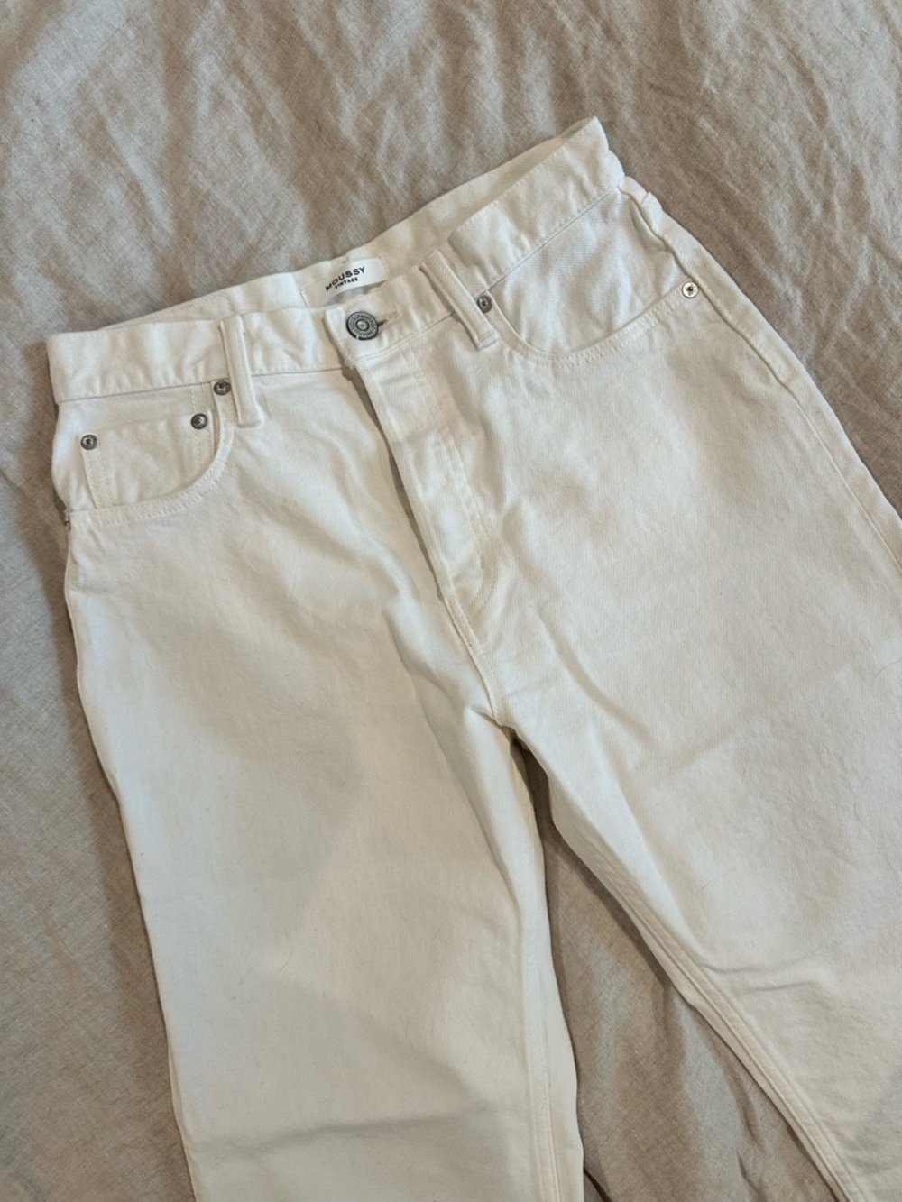 Moussy White Straight High-Rise Baggy Jeans